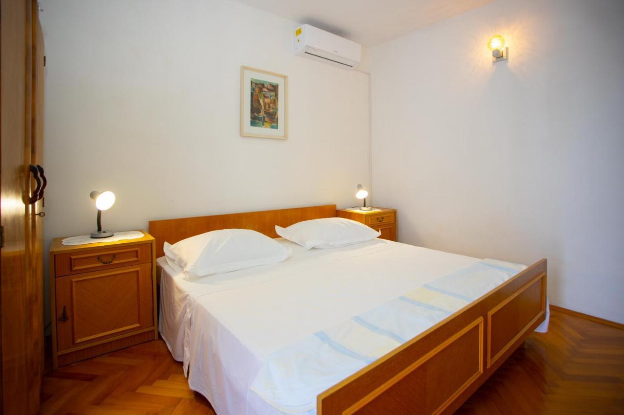 Apartment Nola Podgora Exterior photo